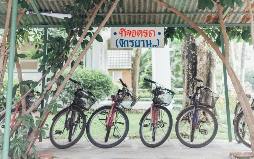 The Pine Resort Pathum Thani Bagian luar foto