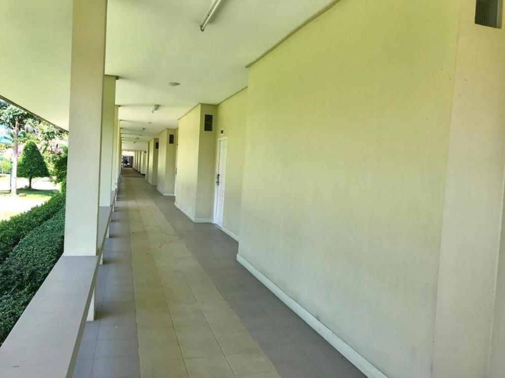 The Pine Resort Pathum Thani Bagian luar foto